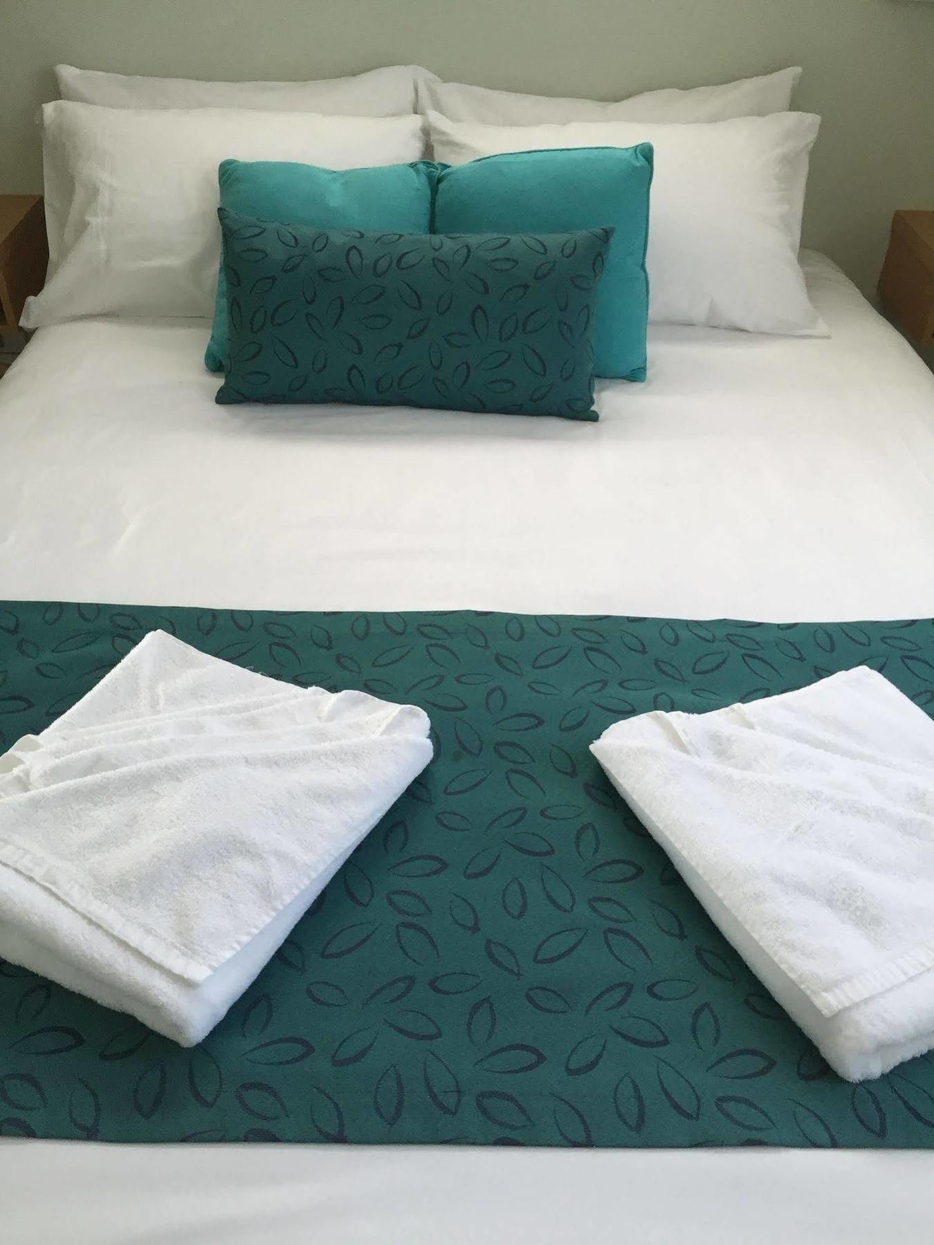 Nrma Bowen Beachfront Holiday Park מראה חיצוני תמונה