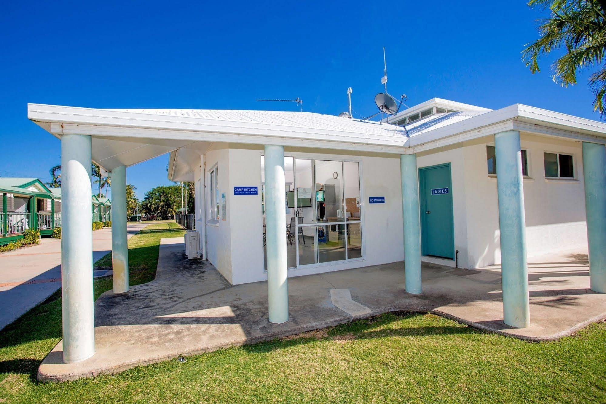 Nrma Bowen Beachfront Holiday Park מראה חיצוני תמונה